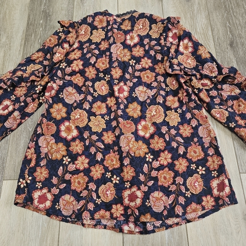 The Pioneer Woman Pintuck Floral Ruffle Long Sleeve Blouse Woman's Small Casual - Picture 4 of 11